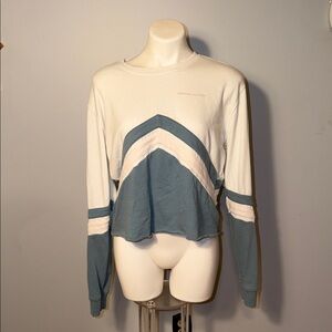 Spiritual Gangster ladies cropped sweatshirt. Size X-Large.